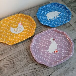 Vintage Cottage Metal Trays
